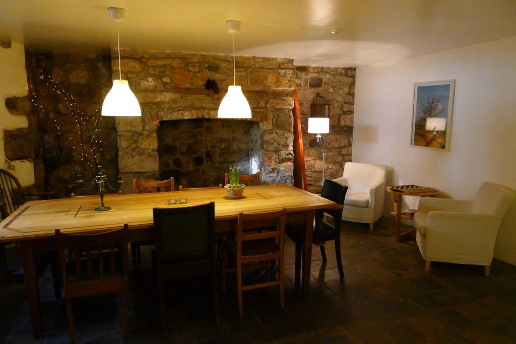 Totters Hostel Caernarfon Exteriör bild